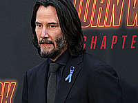 Хоккей. Киану Ривз подписал контракт с 