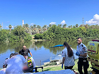 Из реки Яркон в Тель-Авиве вытащили мужчину без признаков жизни, он в тяжелом состоянии