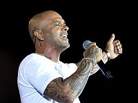 Шоу Эяля Голана в Кейсарии перенесено 