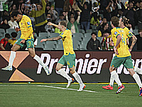 Отборочный матч чемпионата мира по футболу. Австралийцы победили с новым тренером