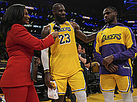 Леброн и Бронни Джеймсы установили рекорд НБА.