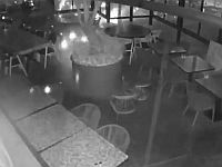 Полиция задержала трех жителей Бат-Яма, нападавших на рестораны