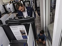 Выборы президента США: Трамп побеждает в Огайо и Техасе, лидируя по голосам выборщиков