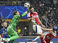 Лига чемпионов. Один точный удар - один гол. 