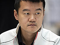 Матч за шахматную корону. После двух партий выигрывает действующий чемпион