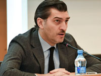 Бывший футболист 