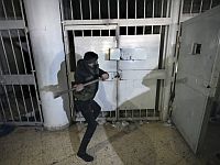 В сирийской тюрьме