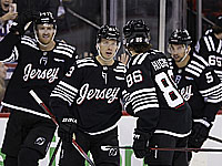 НХЛ. Победный гол Джека Хьюза. Покер Лоутона. Голы Уолмана и Хаймана. 6 очков Кучерова