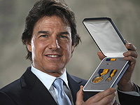 Том Круз получил награду ВМС США 