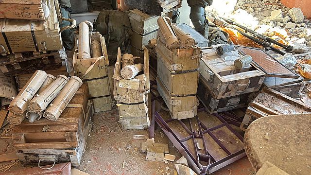Израильские десантники продолжают зачистку юга Ливана от оружия Израильские десантники продолжают зачистку юга Ливана от оружия
