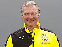 Умер легендарный вратарь 