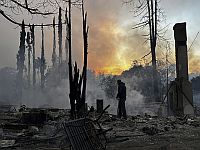 Пожары в Калифорнии: объявлен режим масштабного бедствия, есть жертвы, сгорели дома знаменитостей