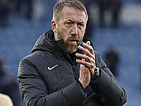 Главным тренером 