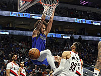 НБА. Дени Авдия набрал 9 очков и сделал 8 подборов. 