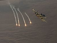 Силы США и Великобритании атаковали цели в Йемене вскоре после попытки хуситов обстрелять Израиль