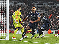 Достижение Уоткинса. 