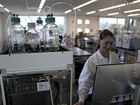 Общество все еще доверяет ученым, это подтверждает исследование