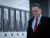 Министр обороны прокомментировал решение начальника генштаба уйти в отставку