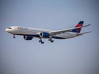 Авиакомпания Delta возобновила продажу билетов в Израиль