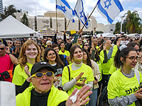 Заложницы переданы сотрудникам 