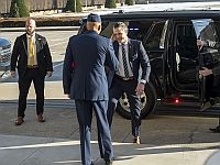 Нового главу Пентагона охраняют евреи. Фото телохранителя в кипе обсуждаются в соцсетях