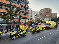 Мотоциклист столкнулся с электровелосипедом в Тель-Авиве