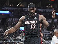 НБА. Бам Адебайо забросил на последней секунде победный мяч. 