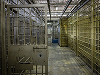 Адвокат, находящаяся под судом за ввоз нелегалов, пыталась посетить террористов в тюрьме