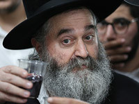 Потомки каббалиста Бабы-Сали заплатят 50 млн шекелей налогов с пожертвований за благословения