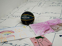 Охад Бен-Ами, Ор Леви и Эли Шараби встретились с близкими возле Реим