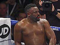 Бокс. Дерек Чисора победил Отто Валлина