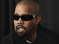 Дэвид Швиммер призвал Илона Маска заблокировать акаунт Канье Уэста за антисемитские твиты