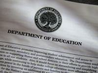 Ведомство Маска отменило контракты минпроса США на $0,88 млрд