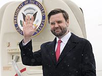 Вэнс в интервью WSJ: США могут ужесточить санкции против России и отправить военных в Украину