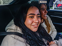 Лири Альбаг сделала татуировку со строчкой из песни, придававшей ей силы в плену