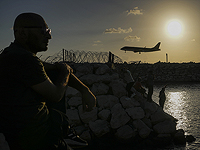 Ливан продлил приостановку авиарейсов из Ирана