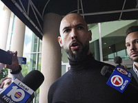 Ультраправый антисемит Эндрю Тейт вернулся в США из Румынии, где находился под