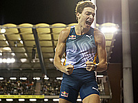 Прыжки с шестом. Арман Дюплантис установил мировой рекорд