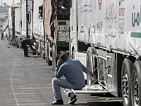 Израиль приостановил поставки гуманитарной помощи в Газу