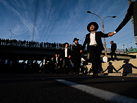 Дорожные войны харедим около Бней-Брака. Фоторепортаж