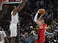 НБА. Первый трипл-дабл Денни Авдии