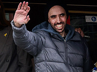 Освобожденный заложник Таль Шохам доставлен в больницу