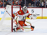 НХЛ. Невероятный сэйв Гибсона. Достижения Мактэвиша и Бесера