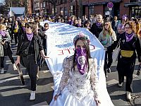 Марш в Берлине 8 марта: против насилия в отношении женщин. Фоторепортаж