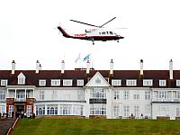 Пропалестинские активисты напали на принадлежащий Трампу гольф-курорт в Шотландии