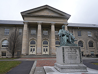 Ципи Ливни встретили антисемитскими лозунгами в Корнельском университете