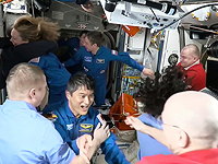 Встреча на МКС: прибытие 10-й миссии Crew Dragon. Фоторепортаж