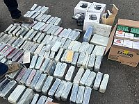 В сектор Газы пытались контрабандой ввезти сотни смартфонов