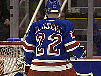 Известный хоккеист погиб во время катания на лыжах