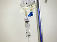 Препараты, вводимые пациентам через капельницы, могут содержать микропластик